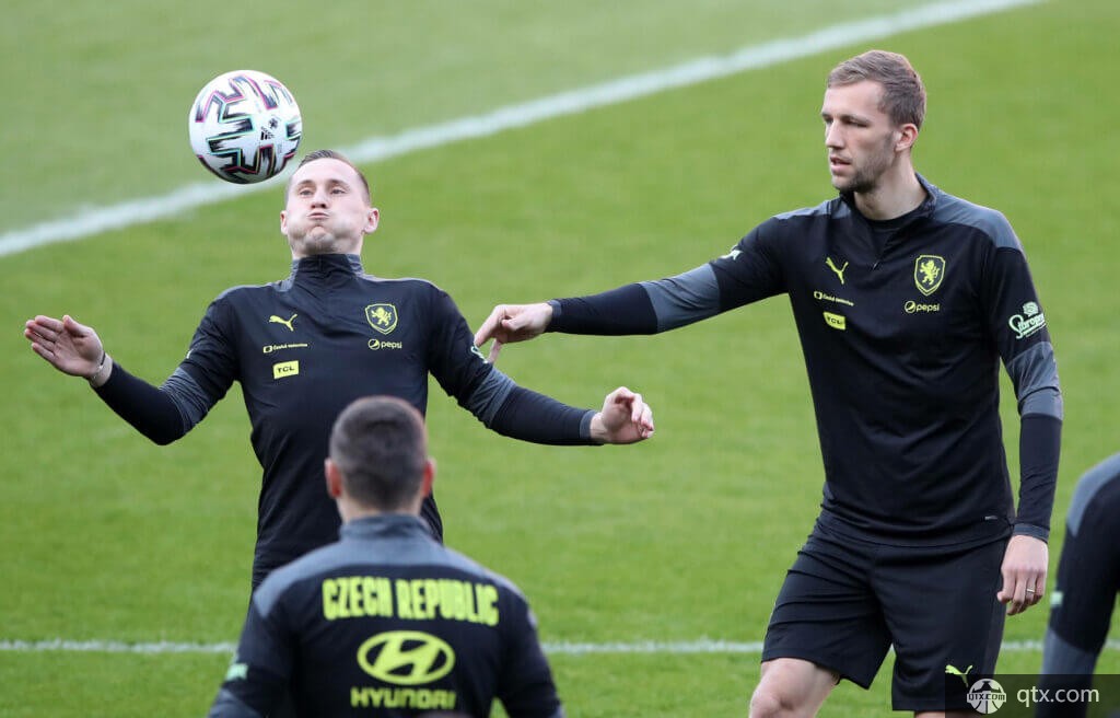 默契配合和 默契配合和