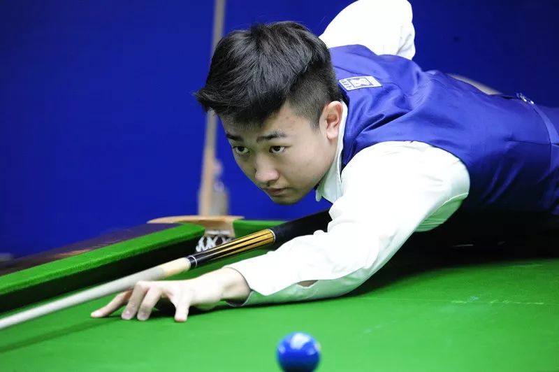 新领袖的个 新领袖的个