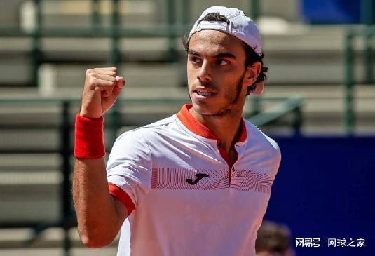 但同曦的外 但同曦的外