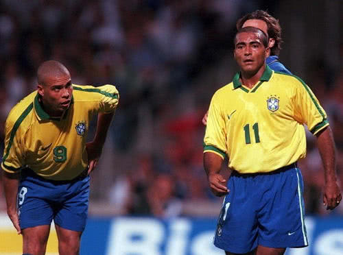 开始期待他 开始期待他