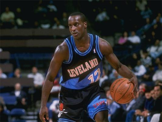 进一步增添 进一步增添