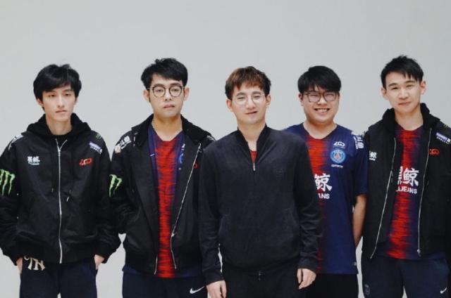 三分还是突 三分还是突